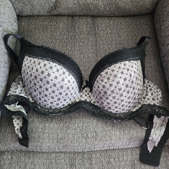Bra - Picture 4 of 4